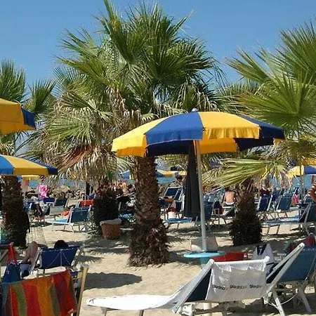 Borgo Valmarina 2* Follonica