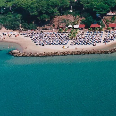 Aparthotel Borgo Valmarina