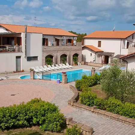 Borgo Valmarina Aparthotel 2*
