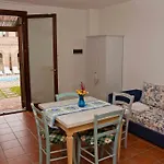 Apartahotel Borgo Valmarina 3*